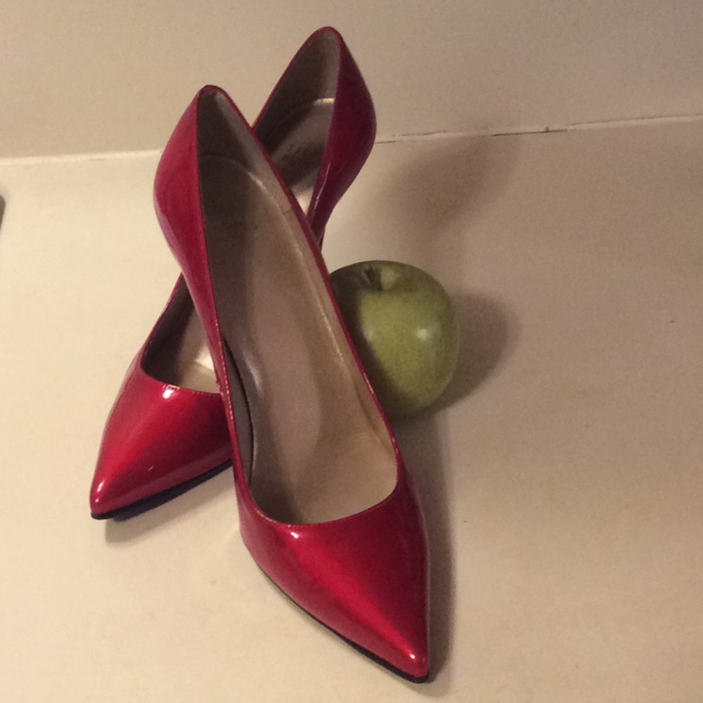 Stuart Weitzman Flaming Red Patent High Heels 8M